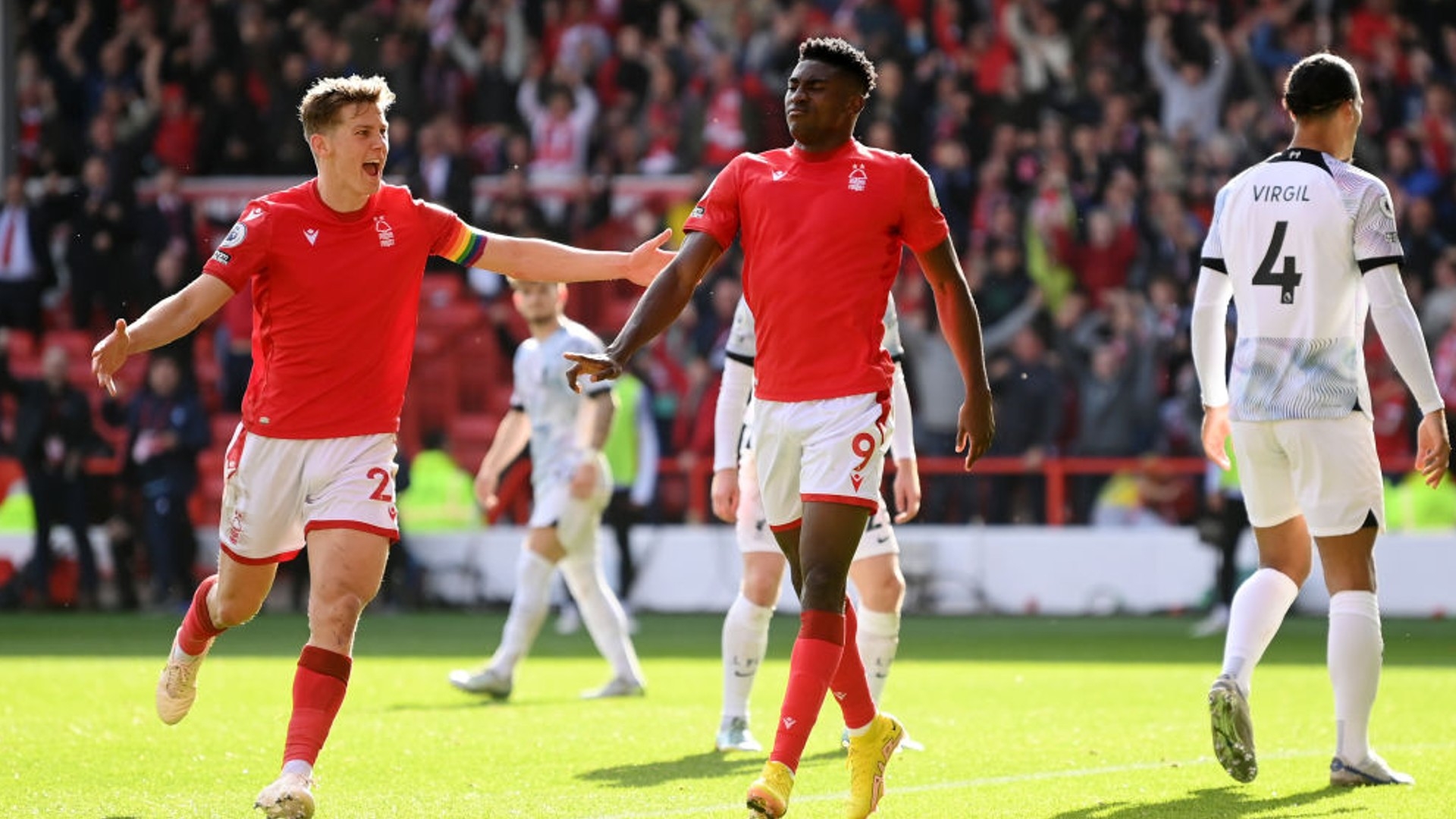 这背后又有 这背后又有